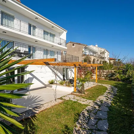 Appartement Palma-1 By Interhome Lovran